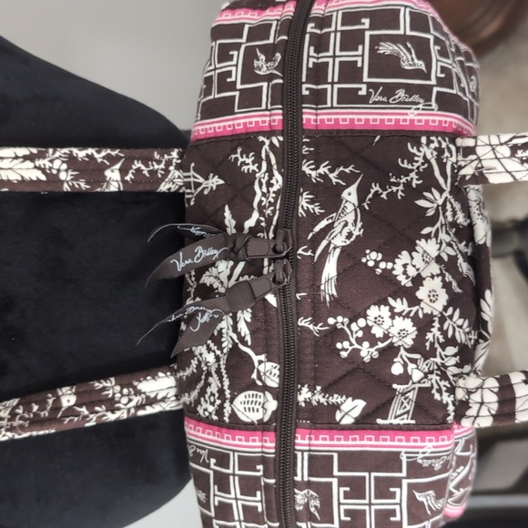 Vera Bradley "Imperial Toile" Retired, Barrel Bag - Picture 3 of 9